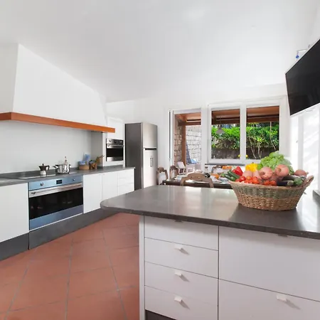 Flavia Villa Sorrento