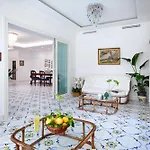 Flavia Villa